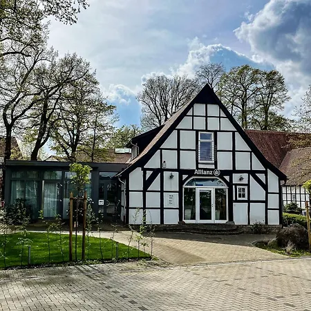 Hotel apartamentowy Glashaus Mit 3 Gaestezimmer Mettingen (North Rhine-Westphalia)