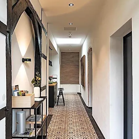 Glashaus Mit 3 Gaestezimmer Hotel apartamentowy 3*